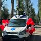 Фото Саламаттыкты сактоо министрлигинин басма сөз кызматы. Улуттук госпиталга жаңы тез жардам унаасы тапшырылды